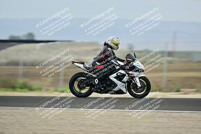 media/Apr-18-2025-TrackDaz (Fri) [[45f5874c44]]/C Group/Session 1 (Turn 7)/